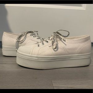 TRENDY PLATFORM LOGO LACE SUPERAS ONLY WORN ONCE